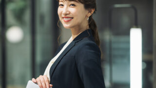 風俗嬢から昼職への転職しやすい職業と履歴書の書き方を紹介