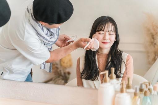 未経験からヘアメイクアーティストに転職するための資格と志望動機の書き方